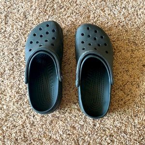 Black Crocs